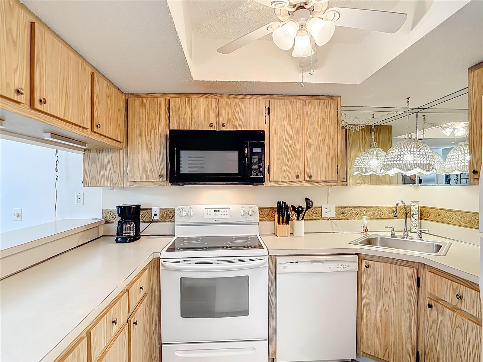 OAK FORREST - Residential