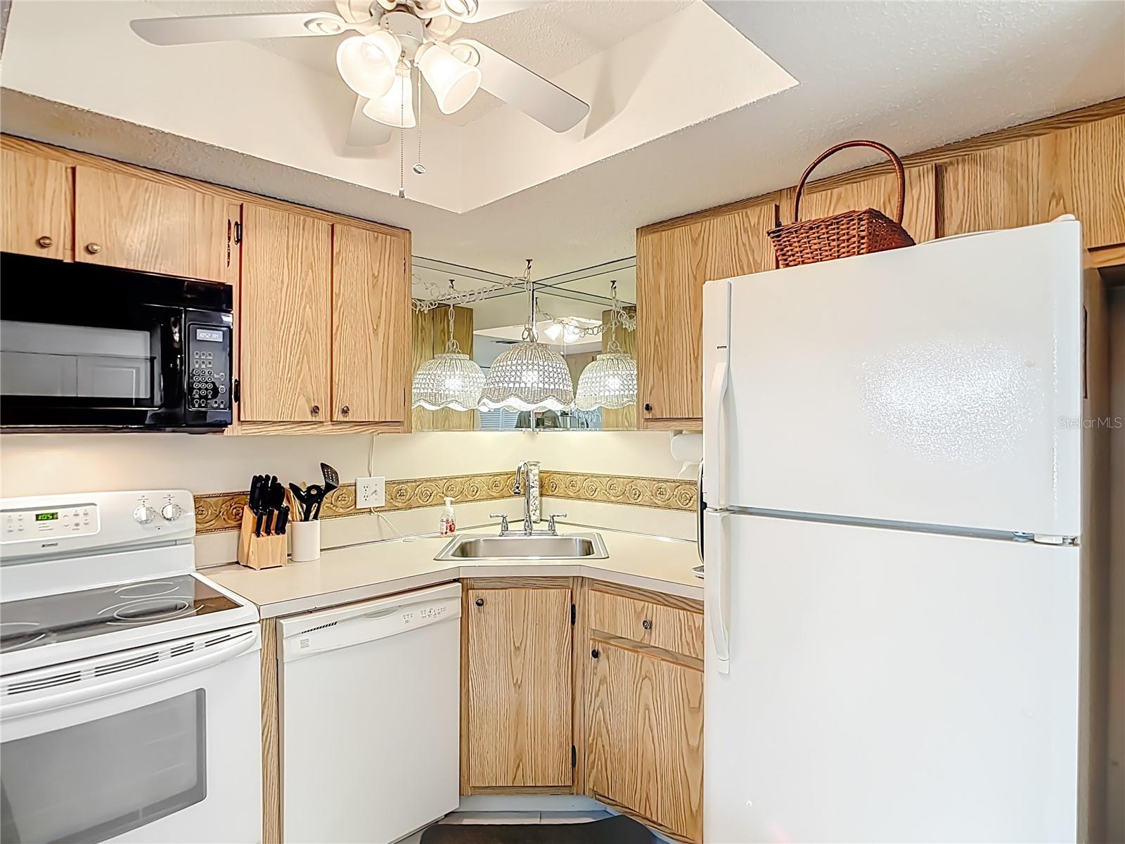 OAK FORREST - Residential