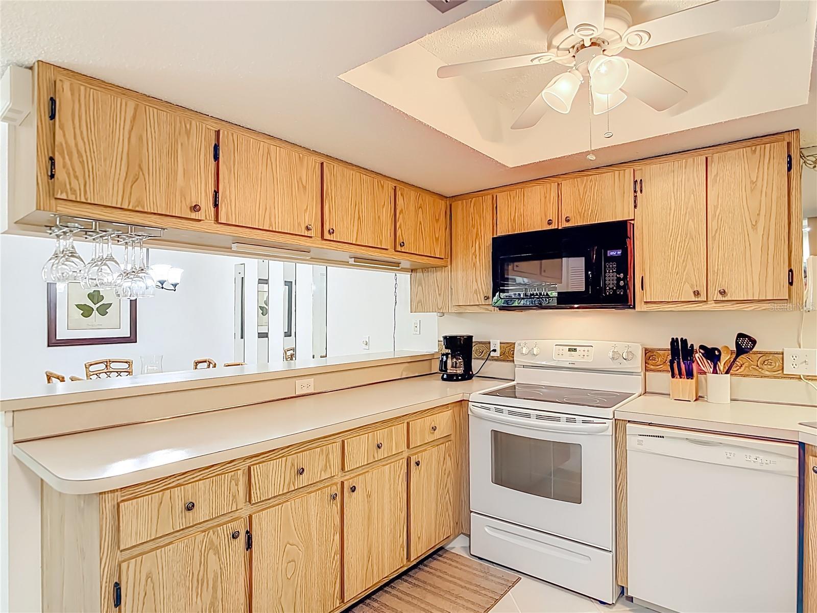 OAK FORREST - Residential