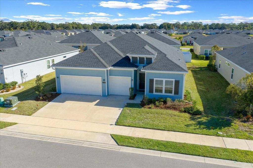 Photo of 7930 SW 74th Loop, Ocala, FL 34481 (MLS # OM714369)