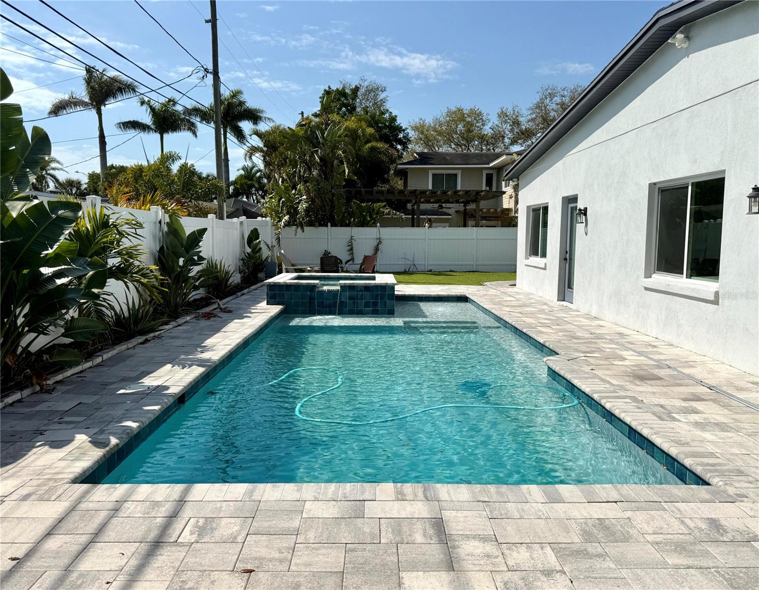 BOCA CIEGA WOODLANDS - Residential