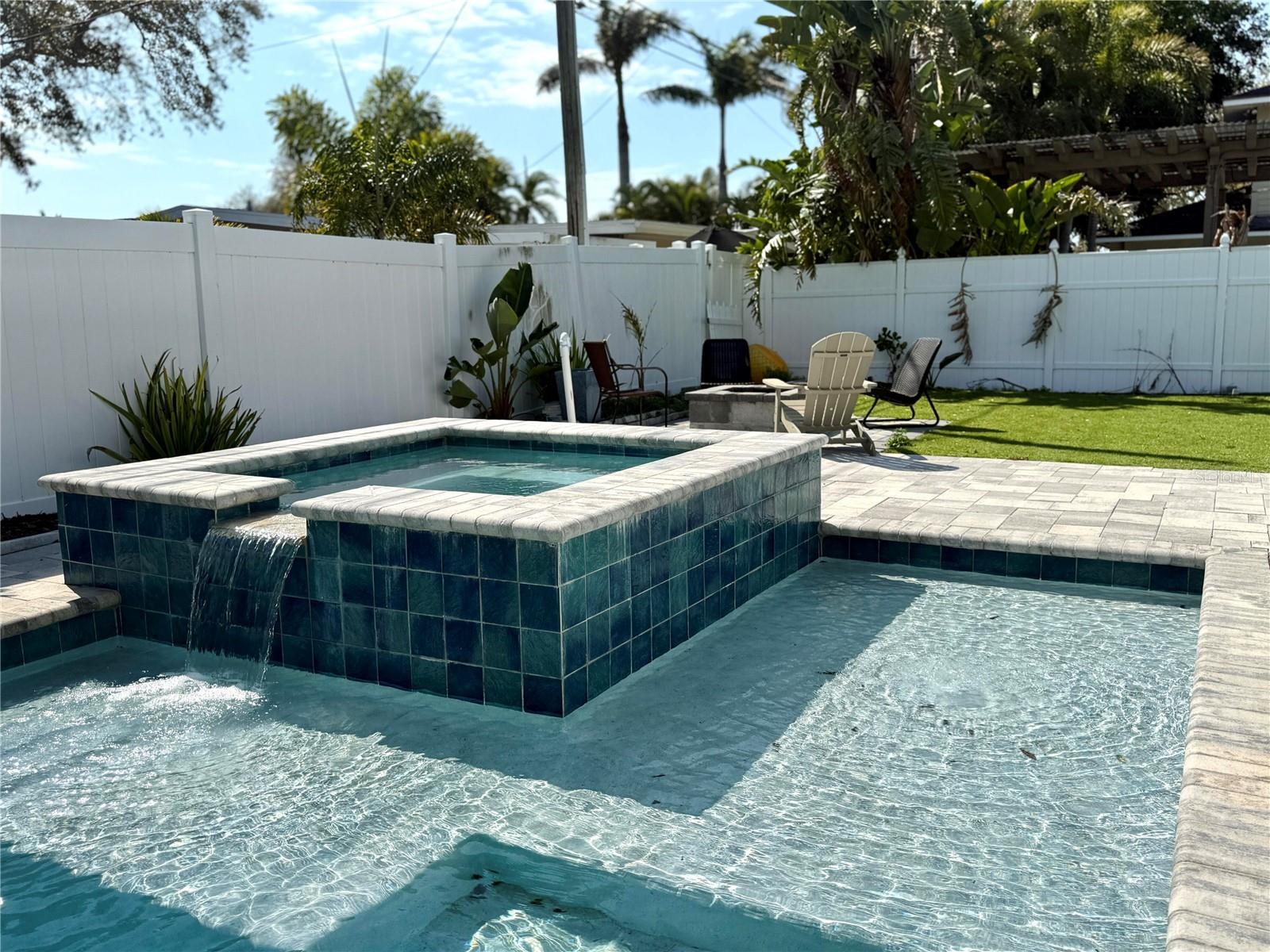 BOCA CIEGA WOODLANDS - Residential