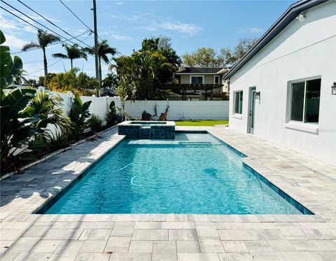 Photo of 8280 32nd Avenue N, St Petersburg, FL 33710 (MLS # O6385955)