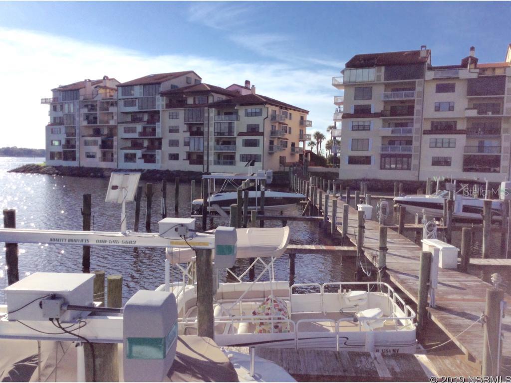 Marina Point Condo Ph 01 - Residential