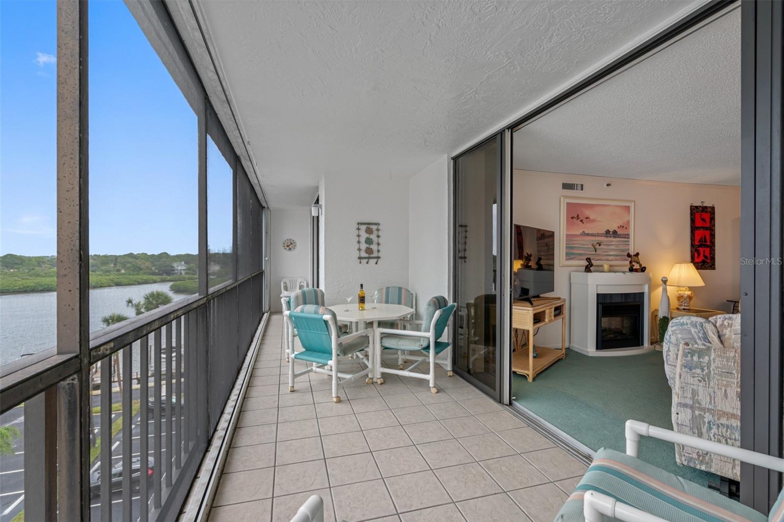 VISTA BAY CONDO I PH I - Residential