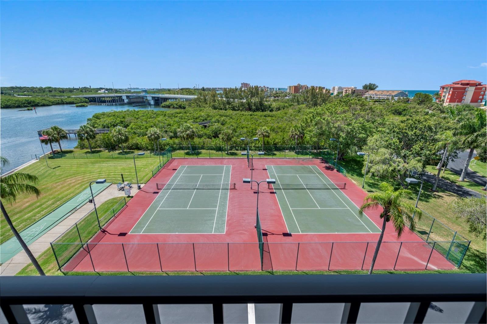 VISTA BAY CONDO I PH I - Residential