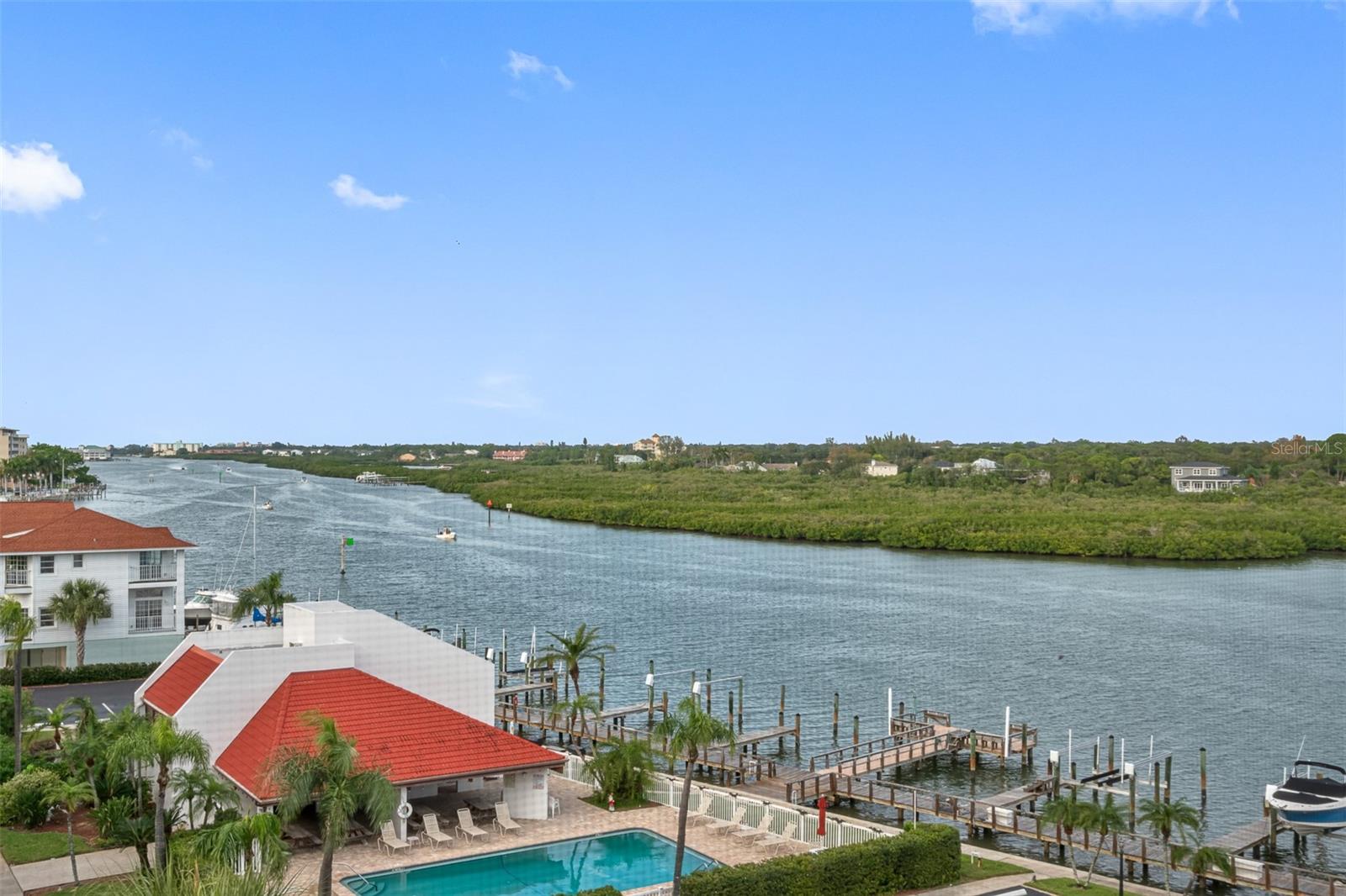 VISTA BAY CONDO I PH I - Residential