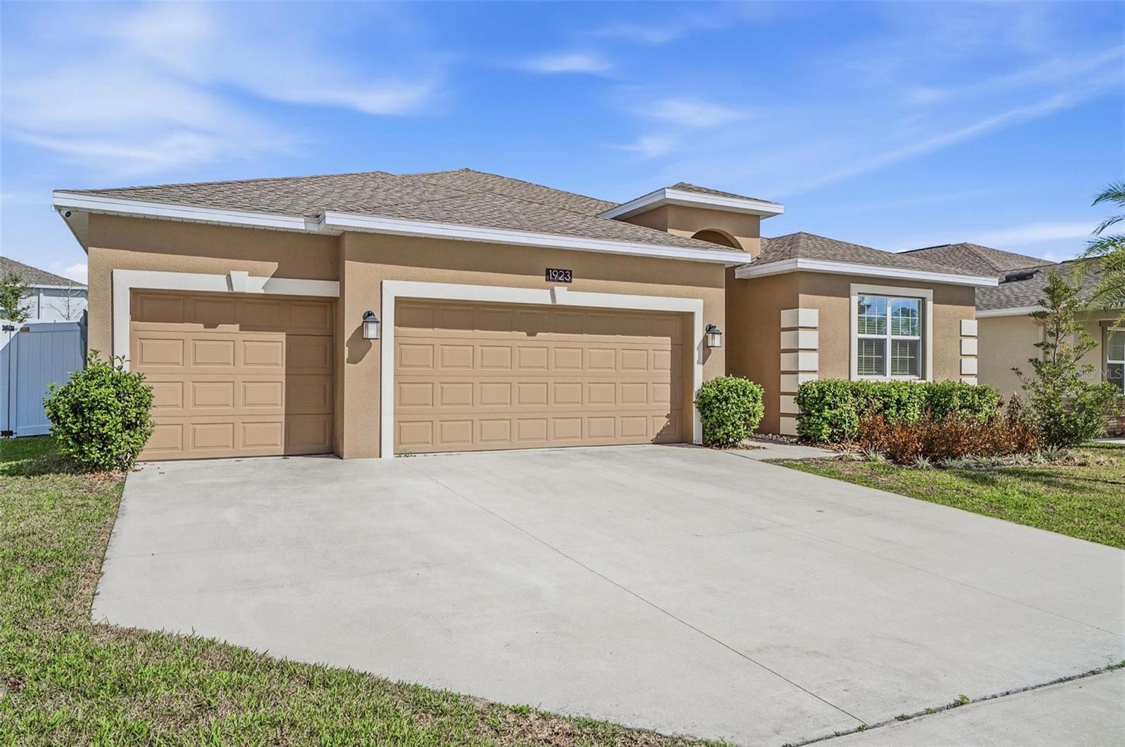 TRINITY LAKES PH 1&2 - Residential