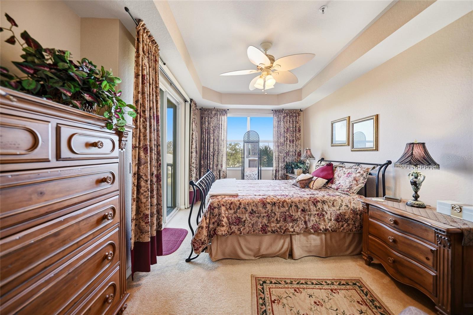 FOUNTAIN COURT BLDG 03 - Residential