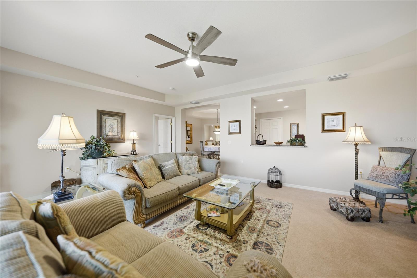 FOUNTAIN COURT BLDG 03 - Residential