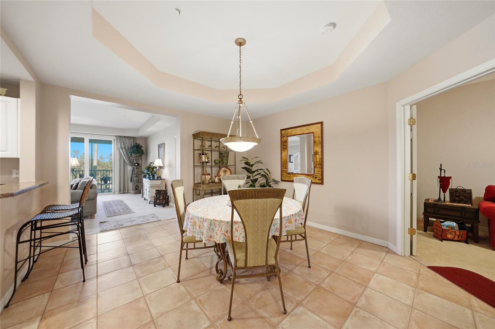 FOUNTAIN COURT BLDG 03 - Residential