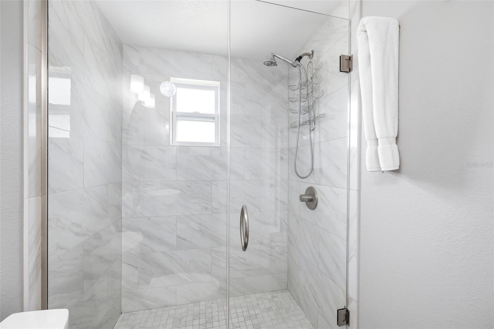 LAKE SHORE ESTATES 3RD ADD - Residential