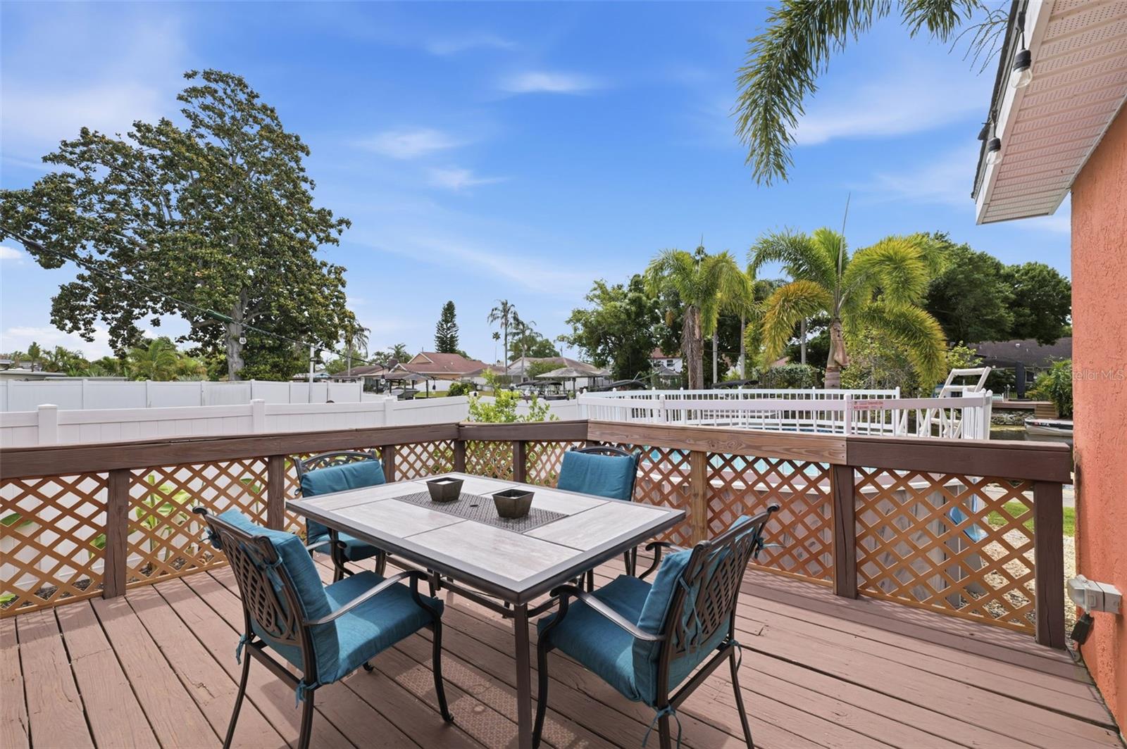 LAKE SHORE ESTATES 3RD ADD - Residential