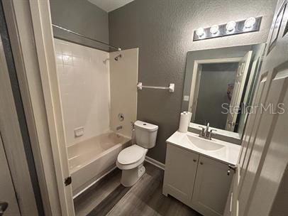 FLORA RIDGE CONDO PH 7 BLDG 12 - Residential Lease