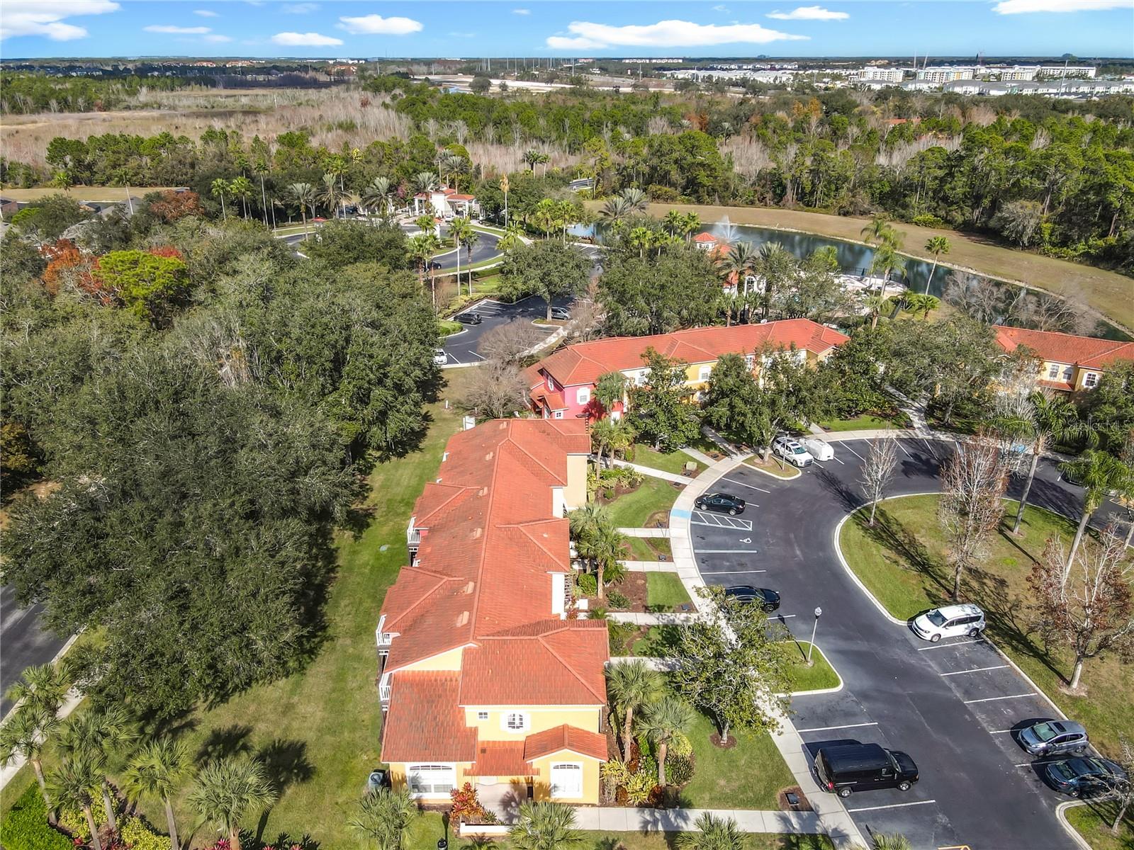 EMERALD ISLAND RESORT REP - Residential