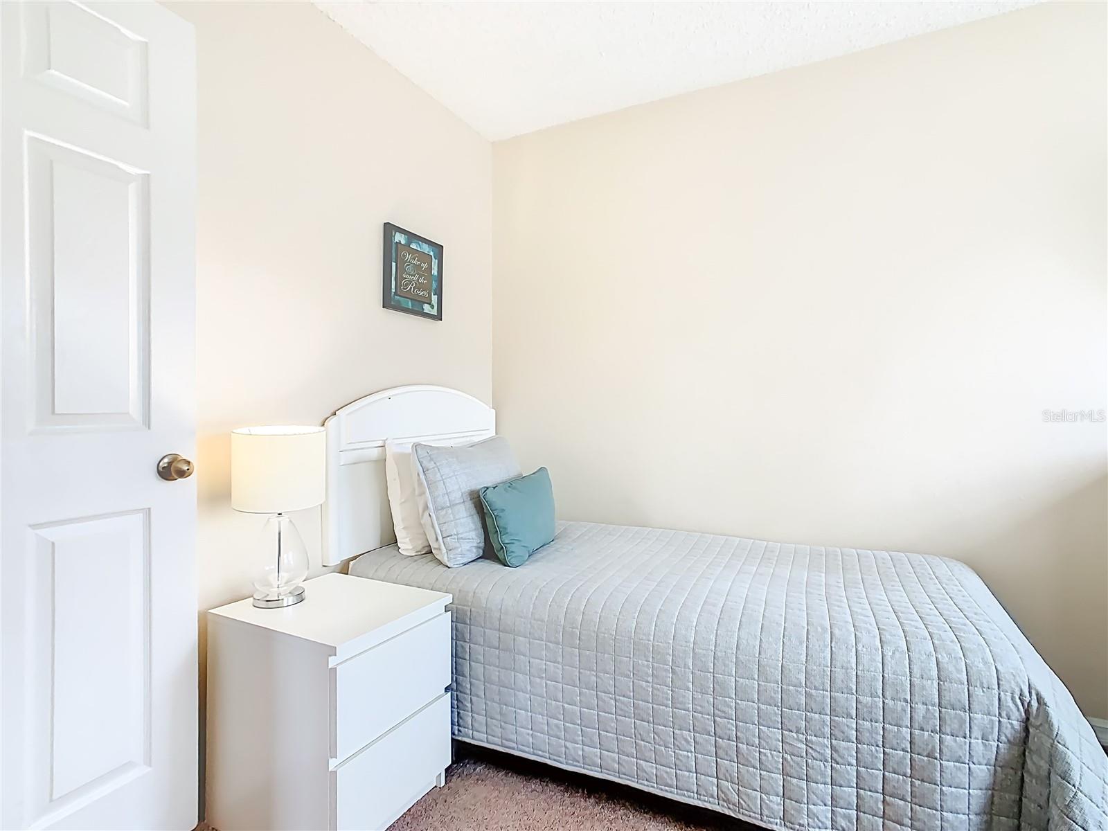 EMERALD ISLAND RESORT REP - Residential