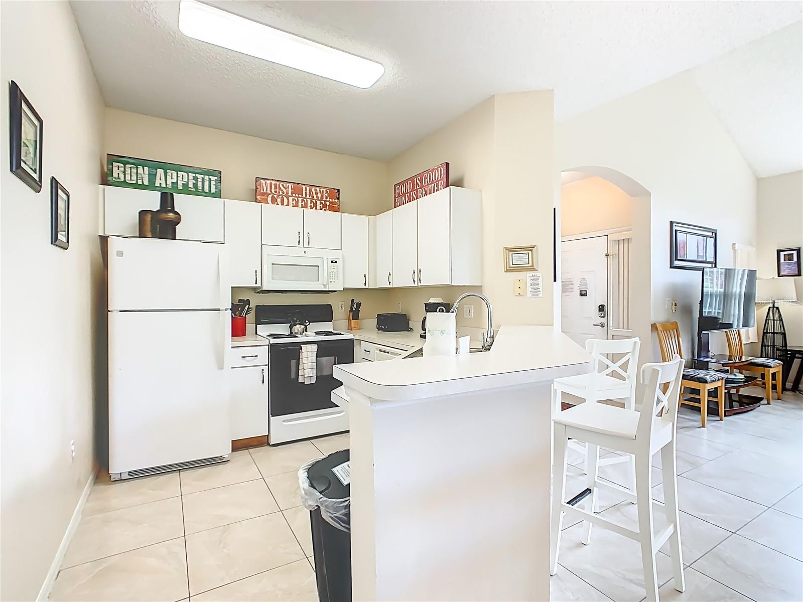 EMERALD ISLAND RESORT REP - Residential