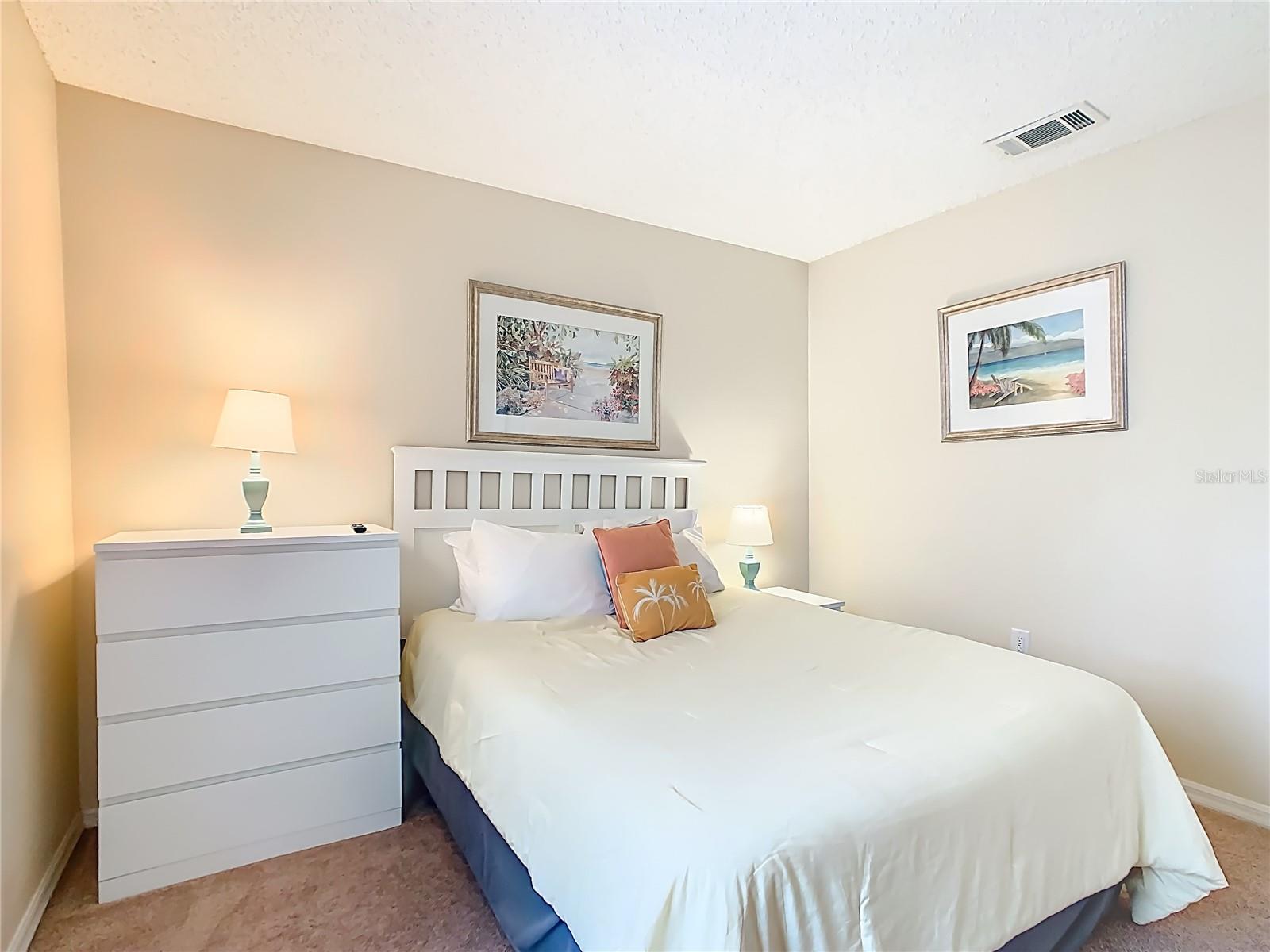 EMERALD ISLAND RESORT REP - Residential