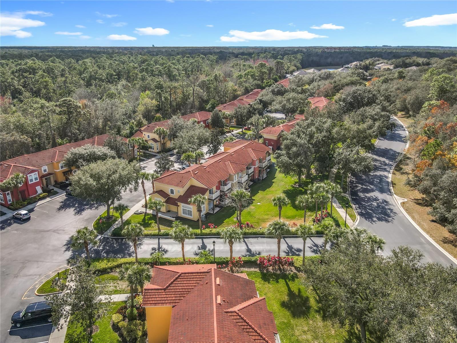 EMERALD ISLAND RESORT REP - Residential