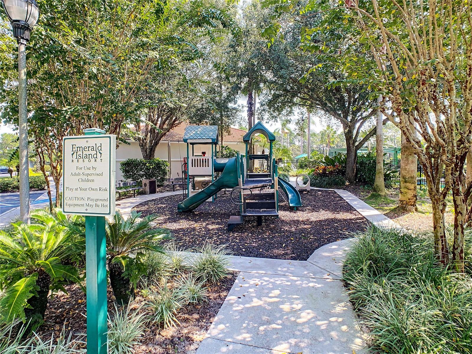 EMERALD ISLAND RESORT REP - Residential