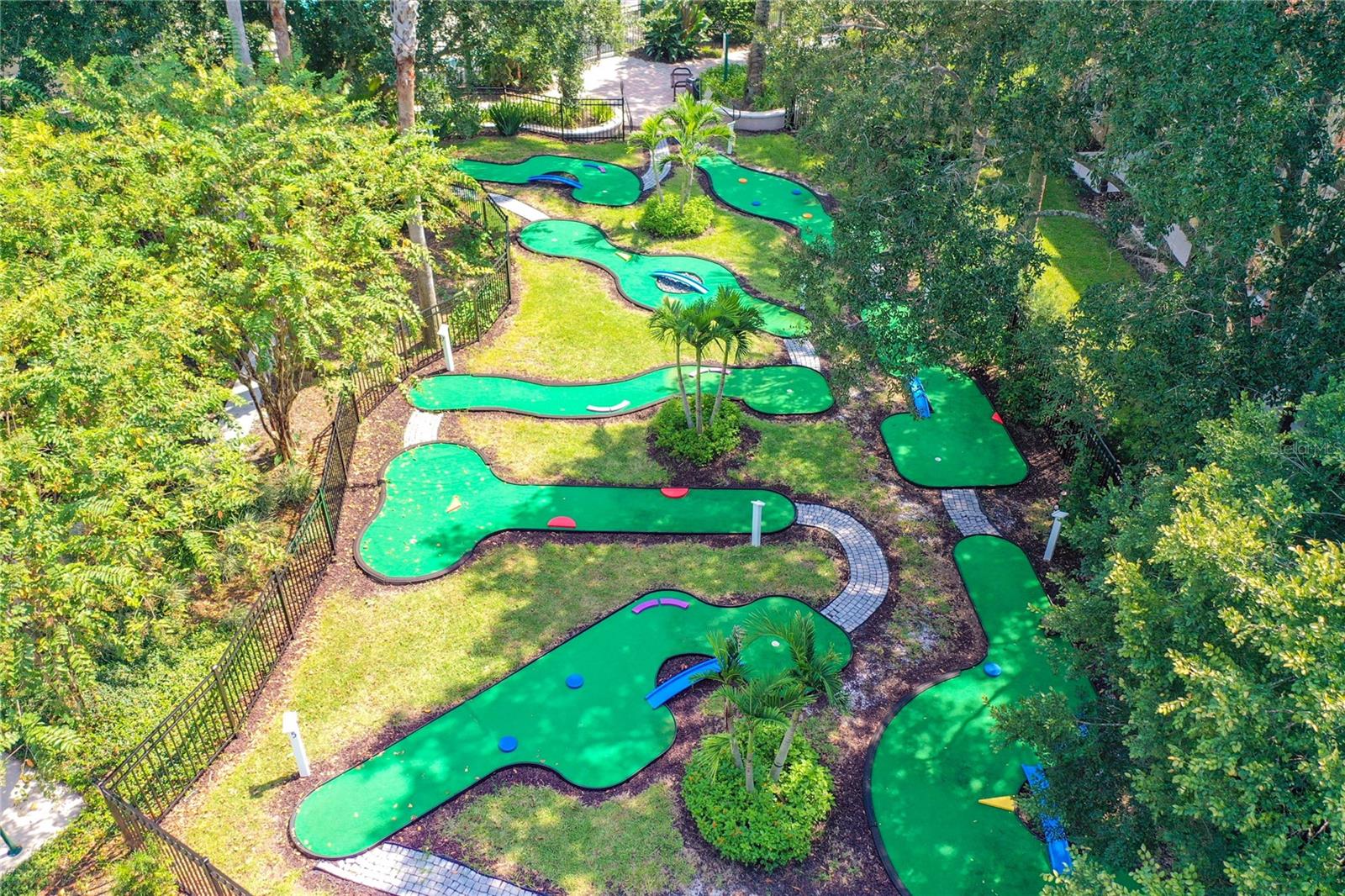 EMERALD ISLAND RESORT REP - Residential