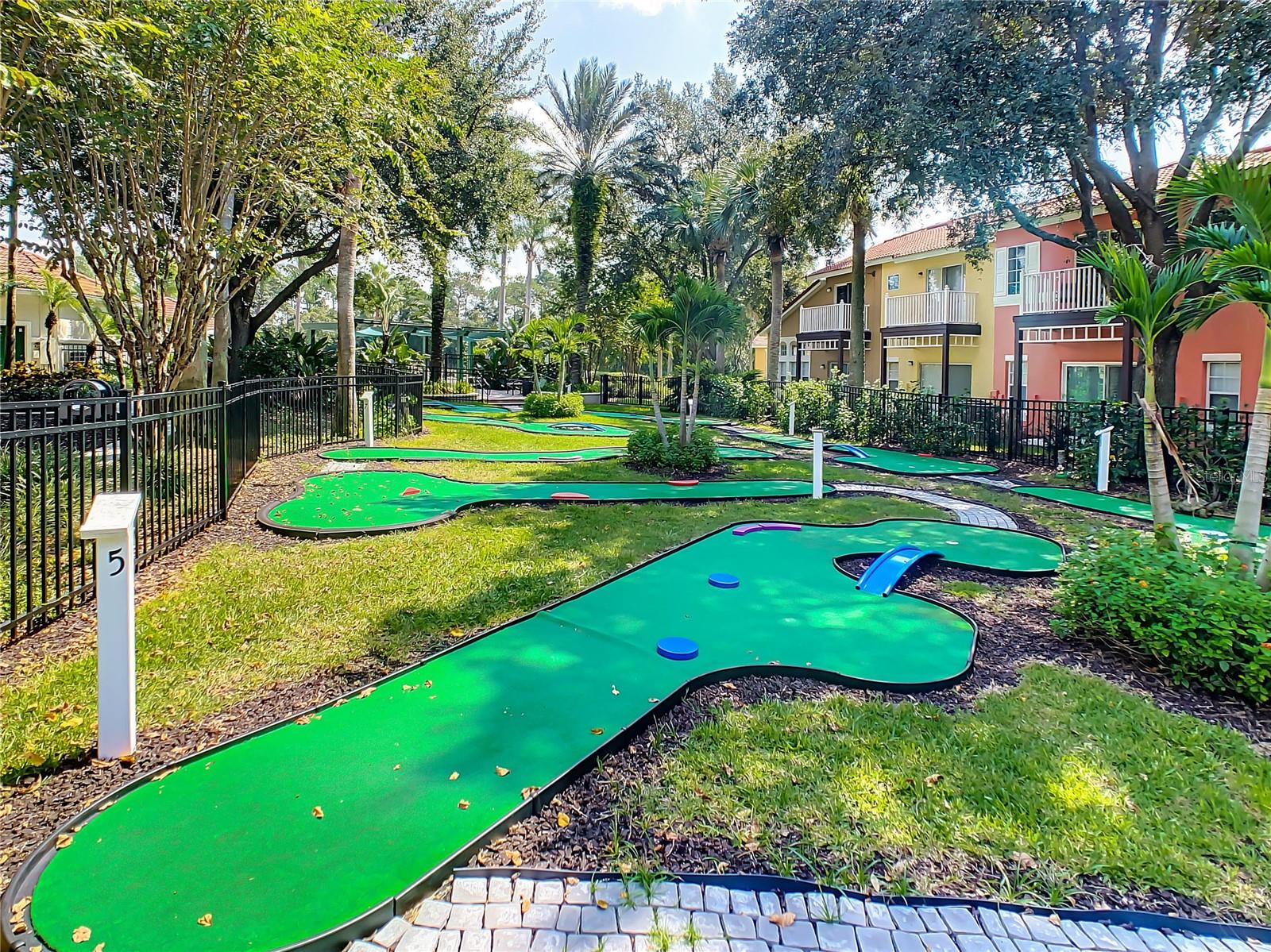 EMERALD ISLAND RESORT REP - Residential