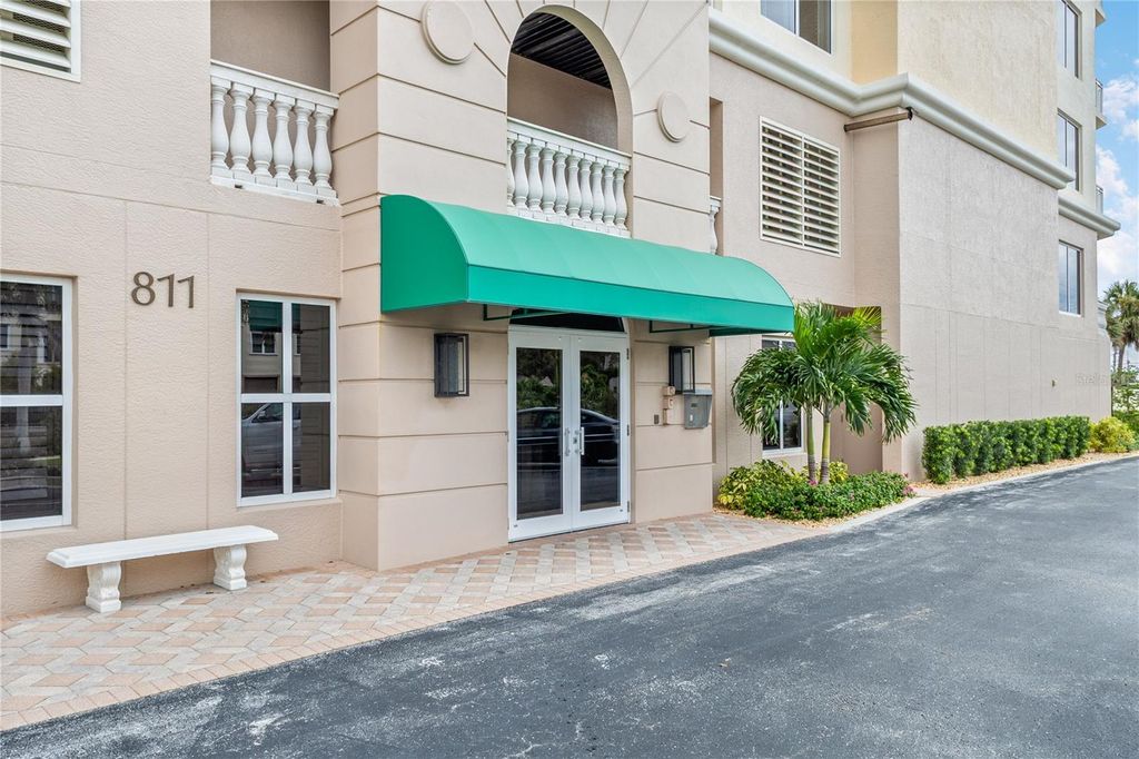 Photo of 811 The Esplanade N #302, Venice, FL 34285 (MLS # A4664501)