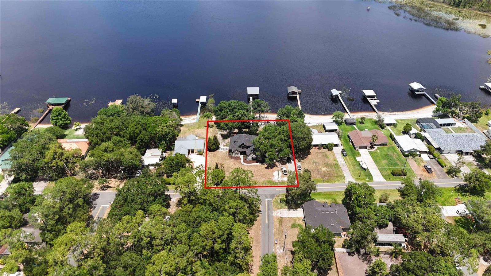 OAKWOOD SHORES - Residential