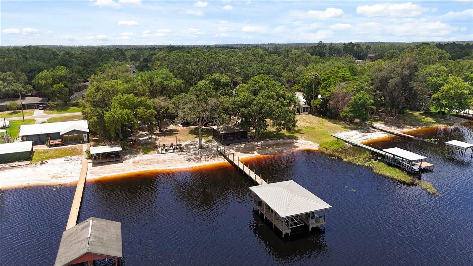 OAKWOOD SHORES - Residential