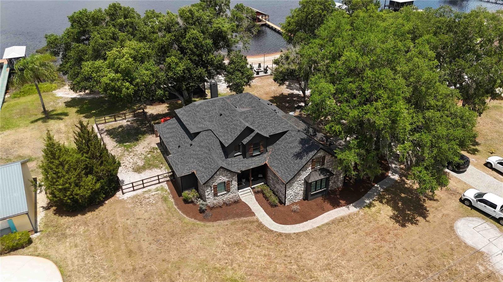 OAKWOOD SHORES - Residential