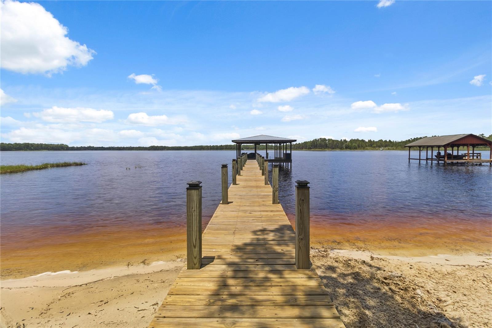 OAKWOOD SHORES - Residential