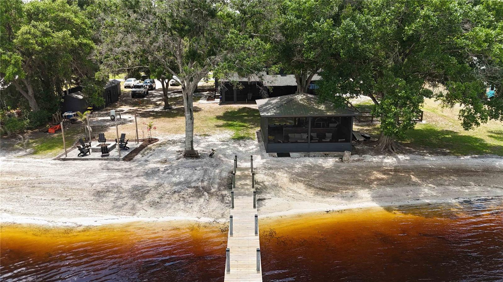 OAKWOOD SHORES - Residential