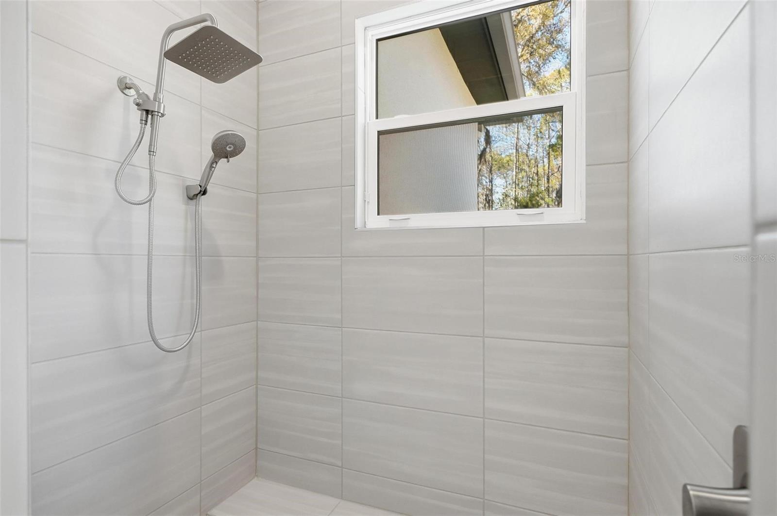 HIDDEN LAKES WATER OAKS SUB PH 2 - Residential