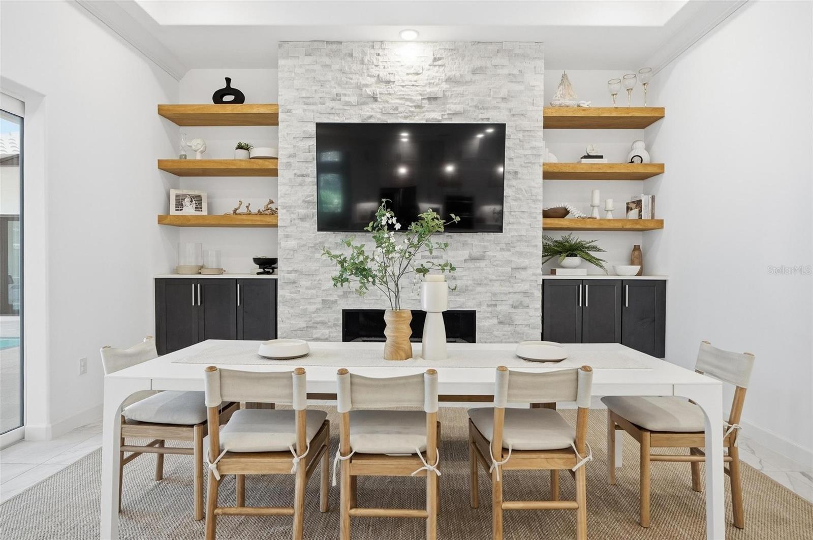 HIDDEN LAKES WATER OAKS SUB PH 2 - Residential