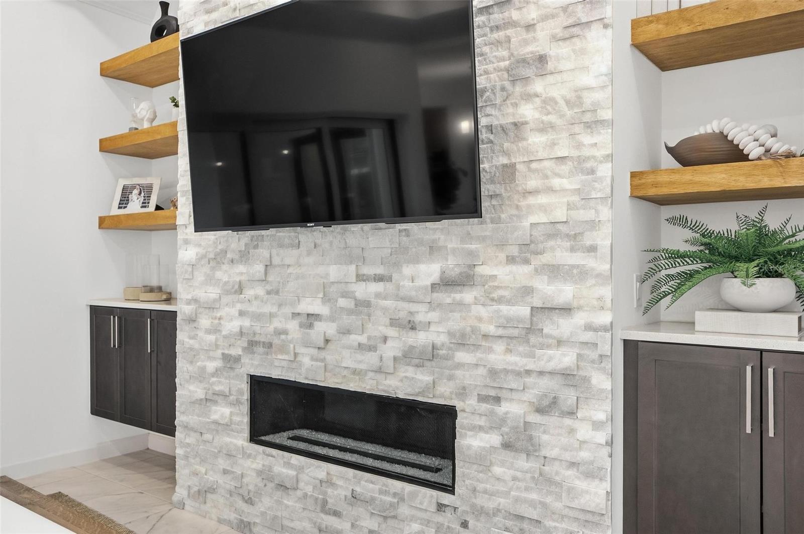 HIDDEN LAKES WATER OAKS SUB PH 2 - Residential