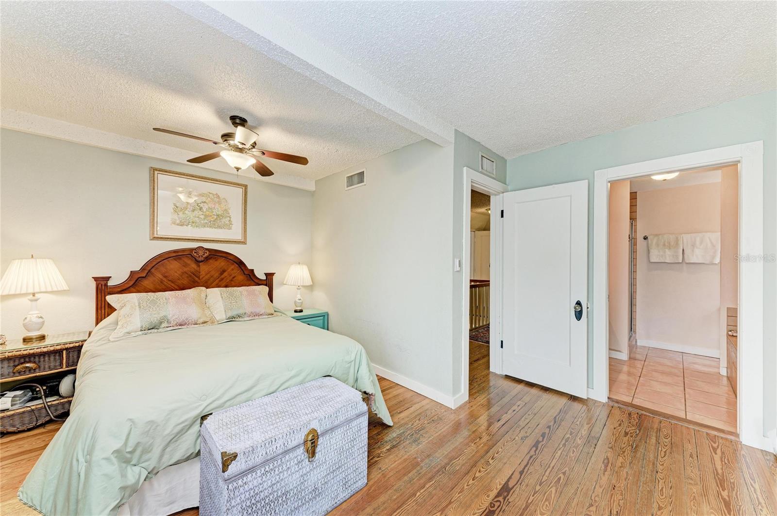 RIVERVIEW A D GILLEYS - Residential