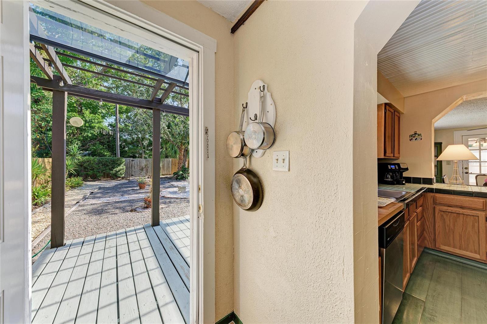 RIVERVIEW A D GILLEYS - Residential