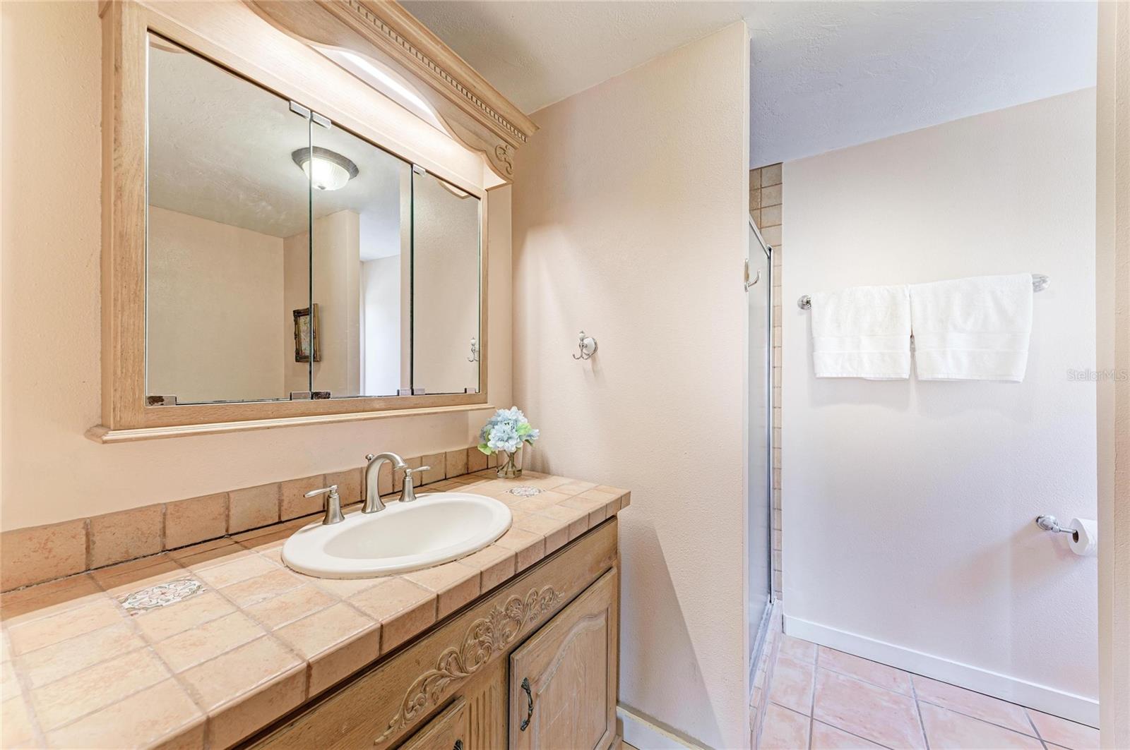 RIVERVIEW A D GILLEYS - Residential