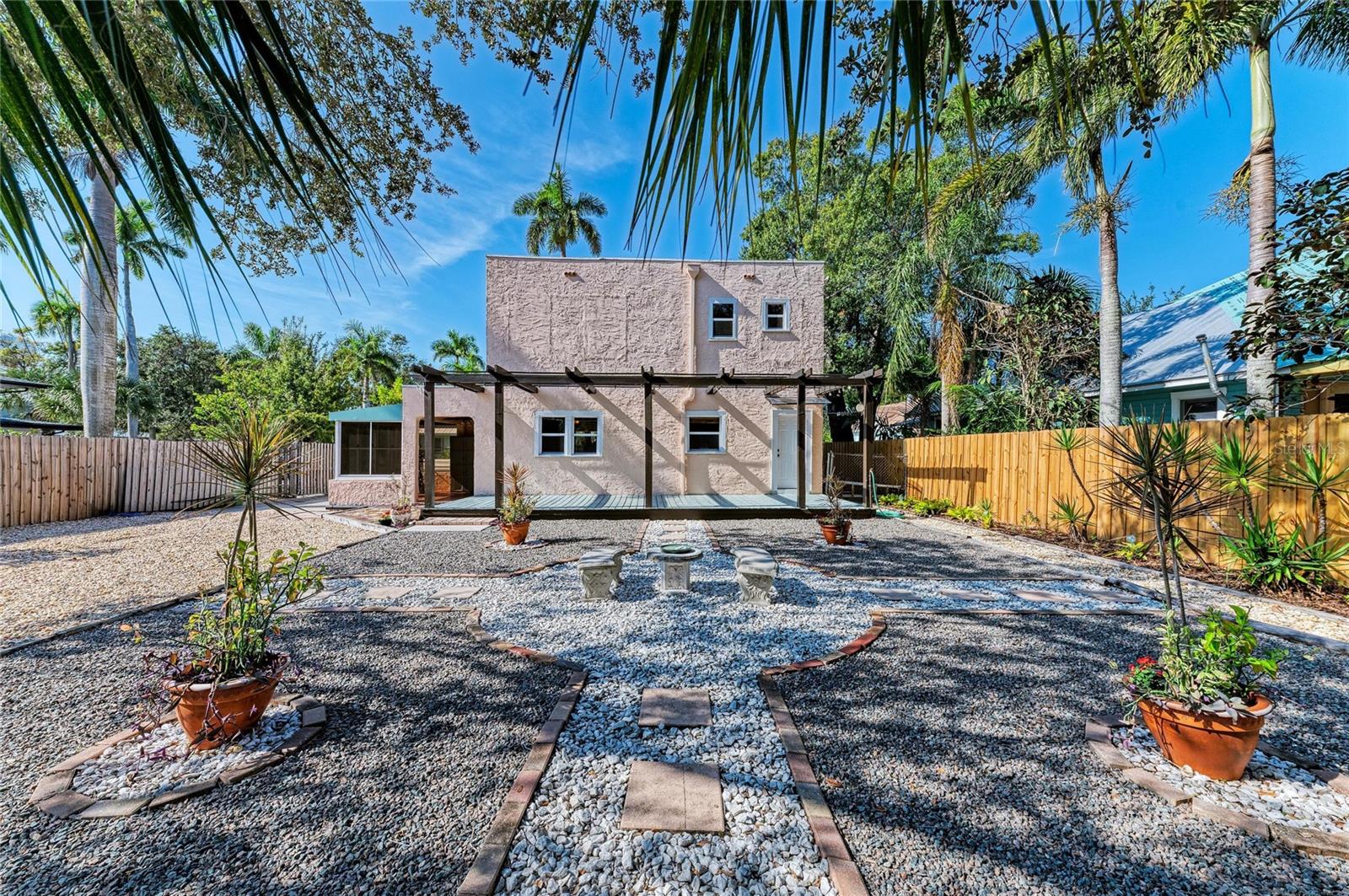 RIVERVIEW A D GILLEYS - Residential