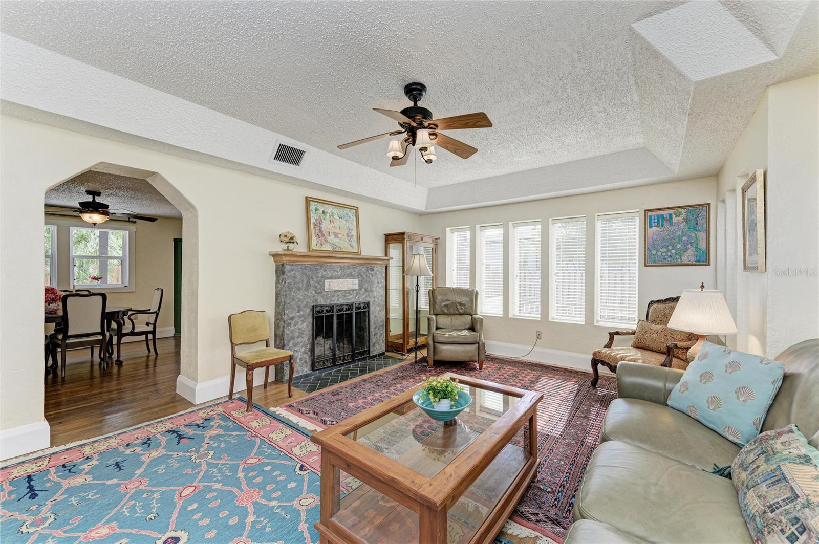 RIVERVIEW A D GILLEYS - Residential