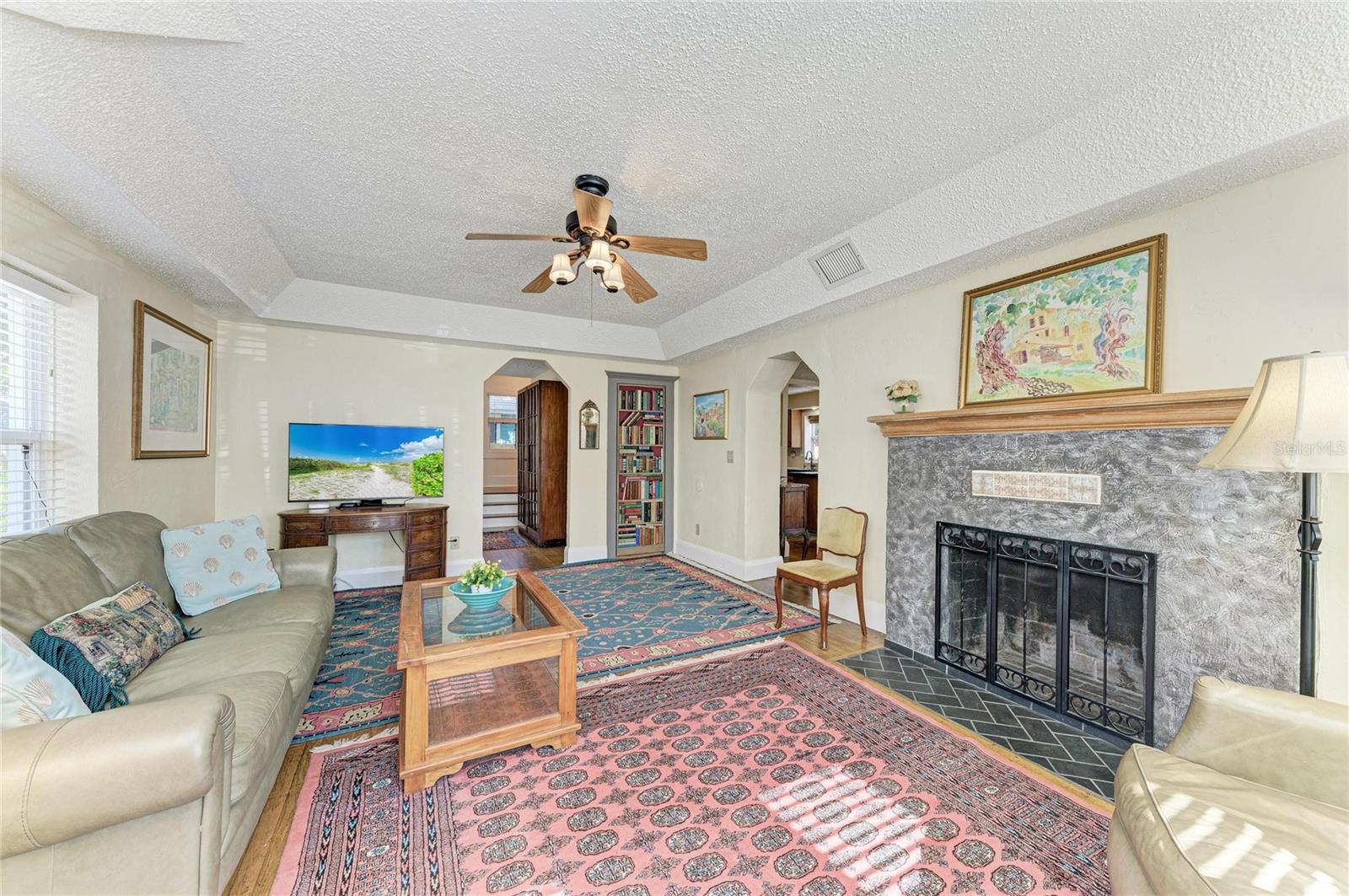 RIVERVIEW A D GILLEYS - Residential