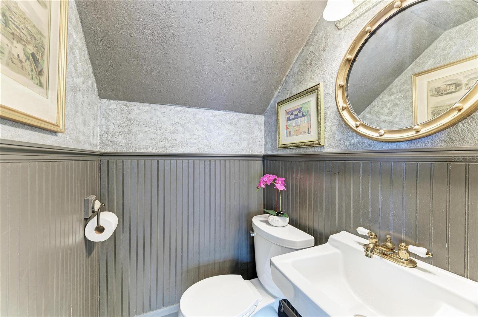 RIVERVIEW A D GILLEYS - Residential