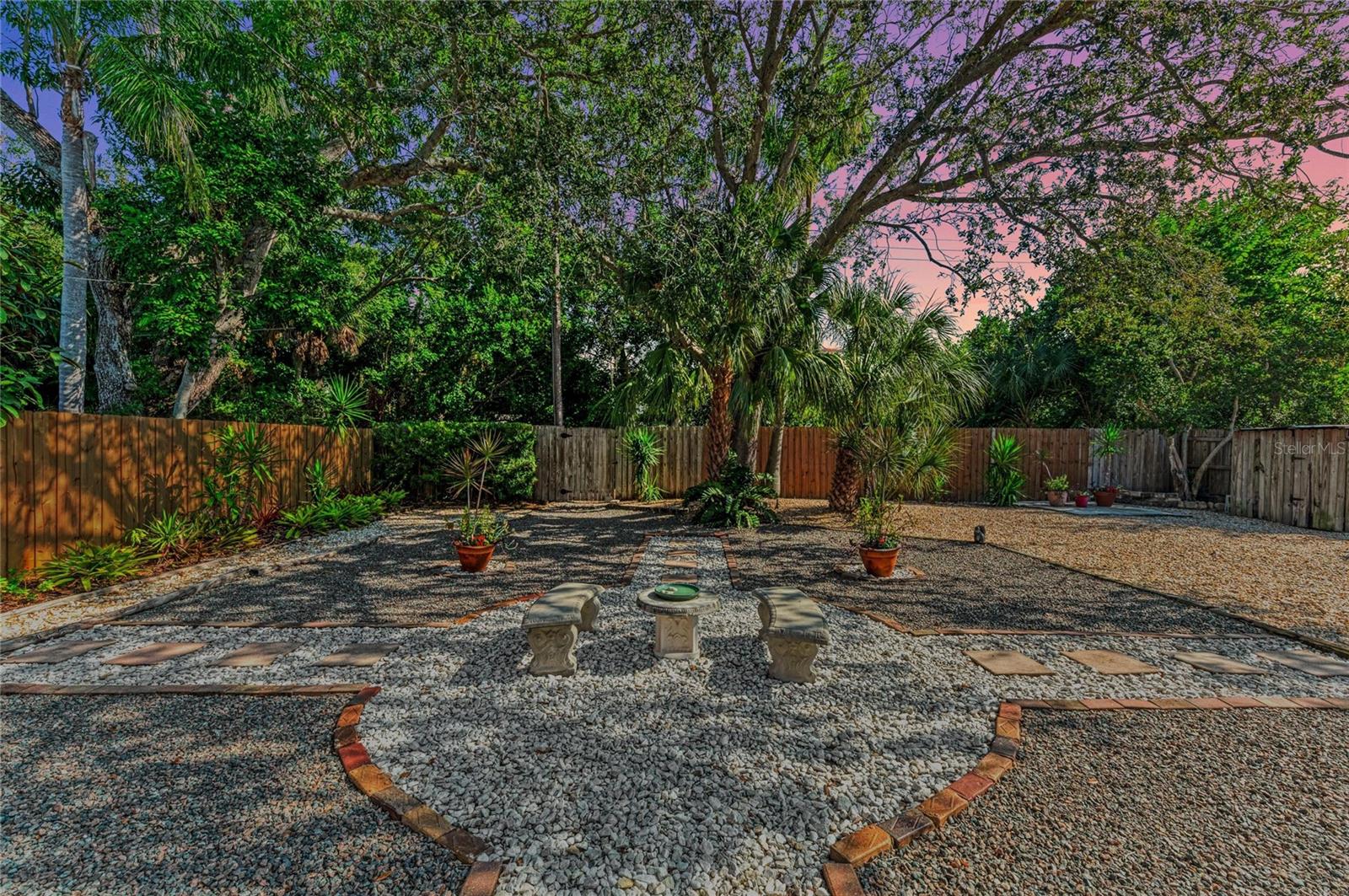 RIVERVIEW A D GILLEYS - Residential