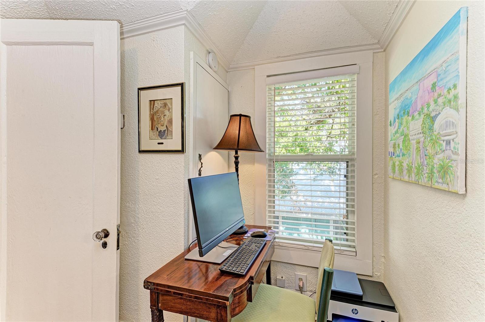 RIVERVIEW A D GILLEYS - Residential