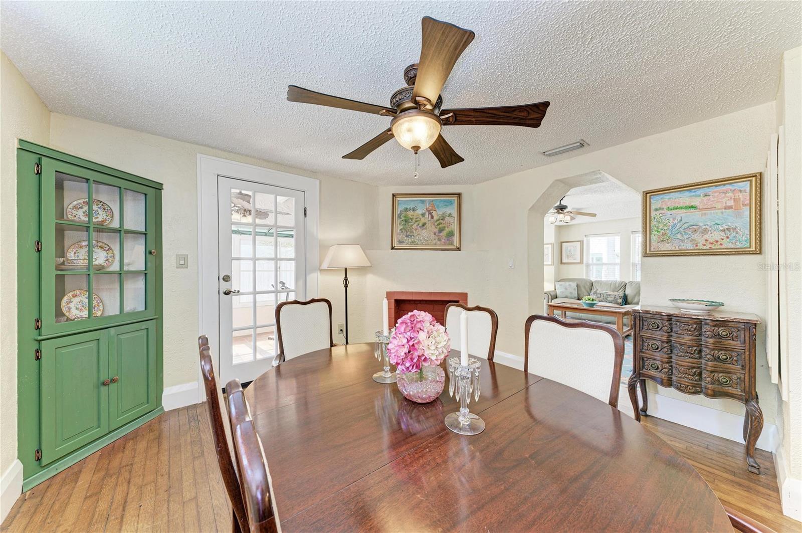 RIVERVIEW A D GILLEYS - Residential