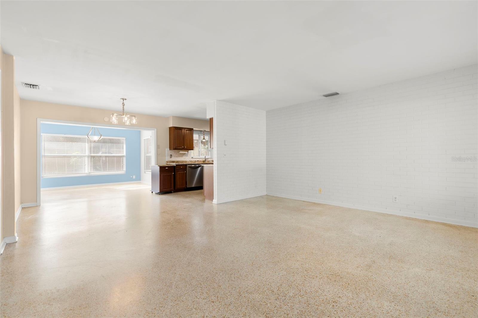 HARBOR LAKE ESTATES - Residential