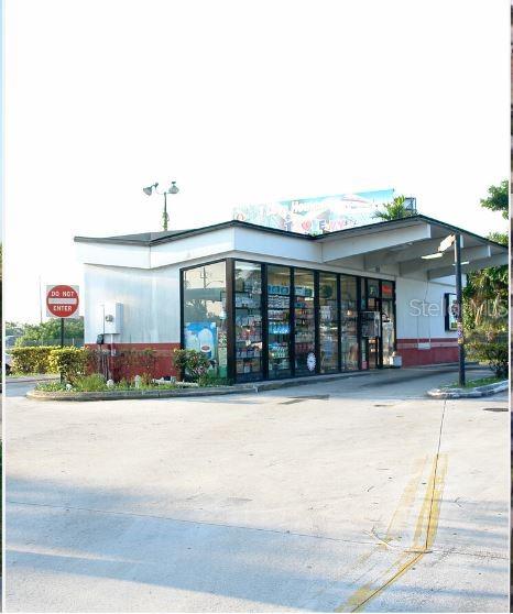 4050 SW 21ST STREET