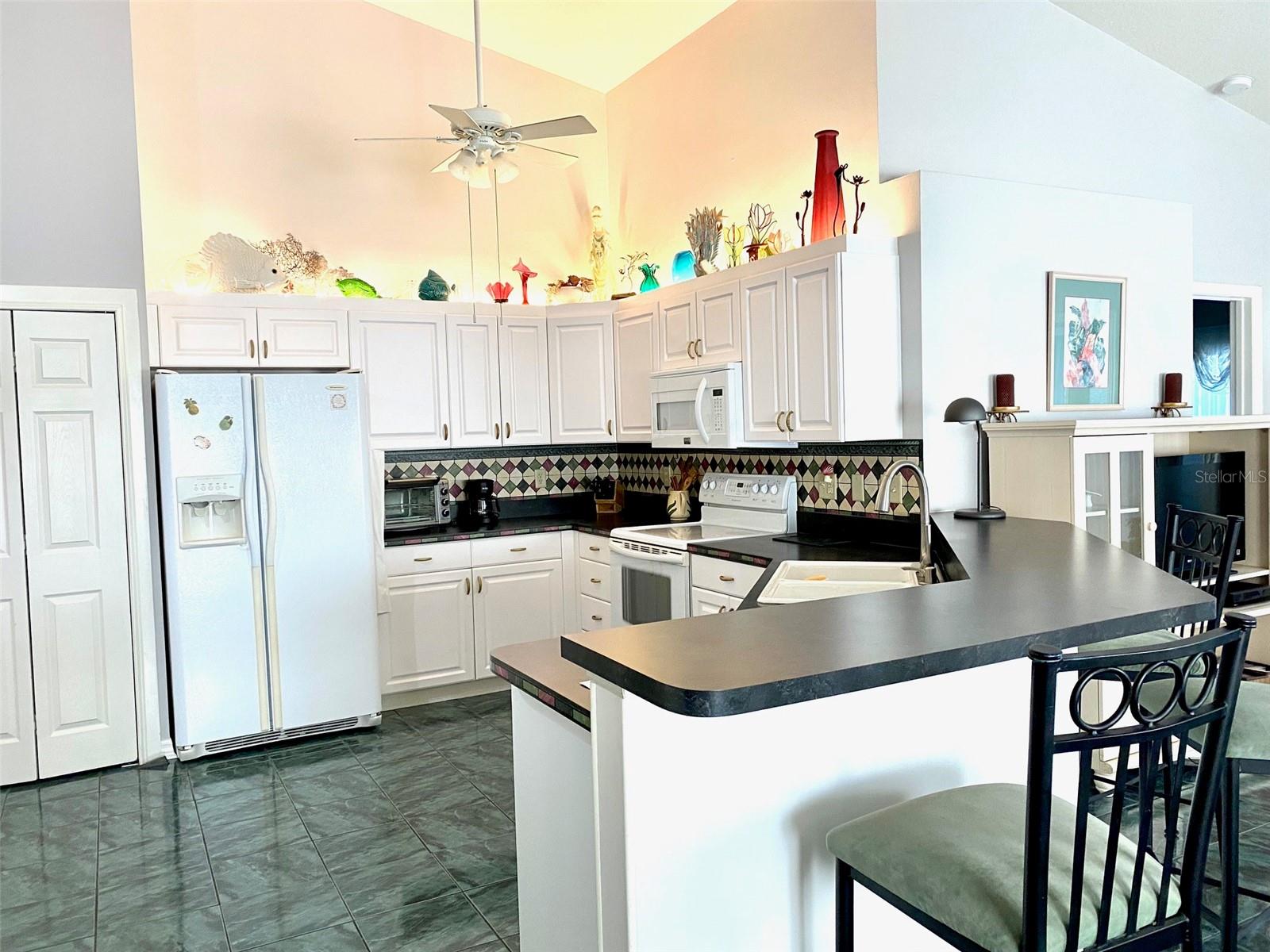 THE GREENS AT EDGEWATER - Residential Lease