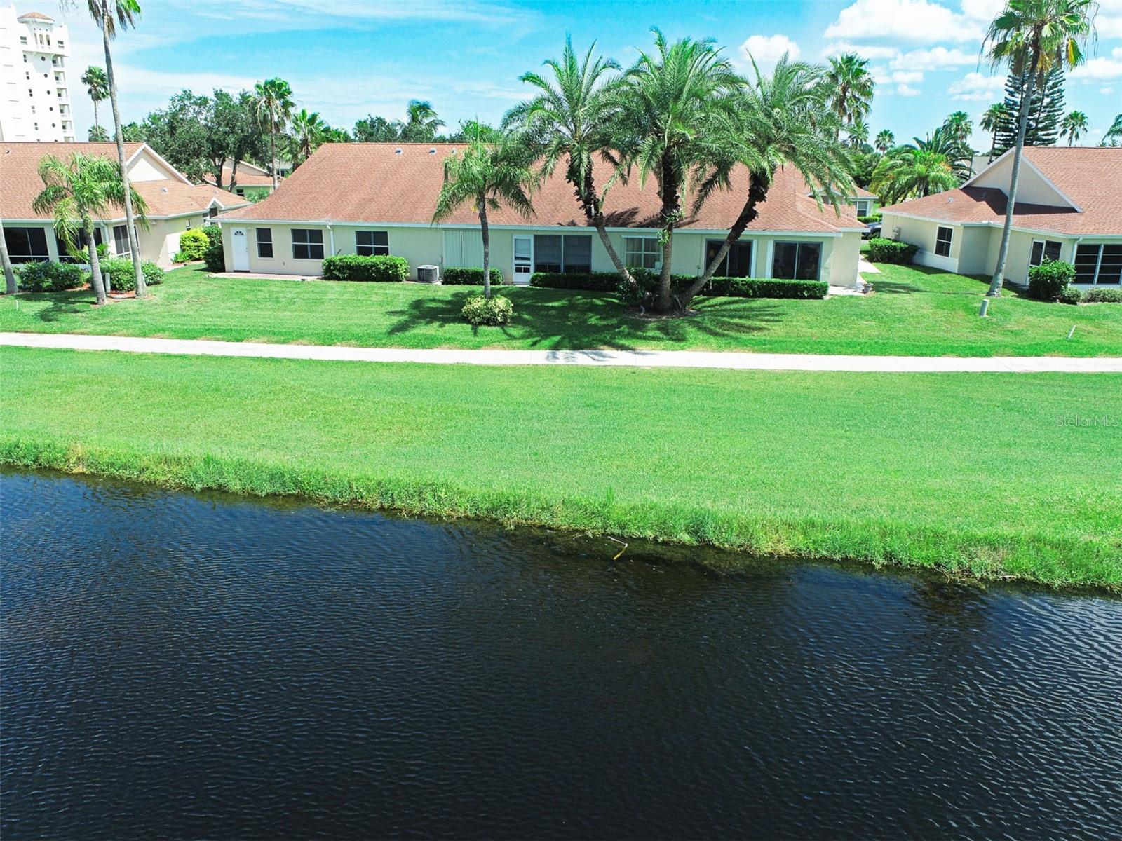 THE GREENS AT EDGEWATER - Residential Lease