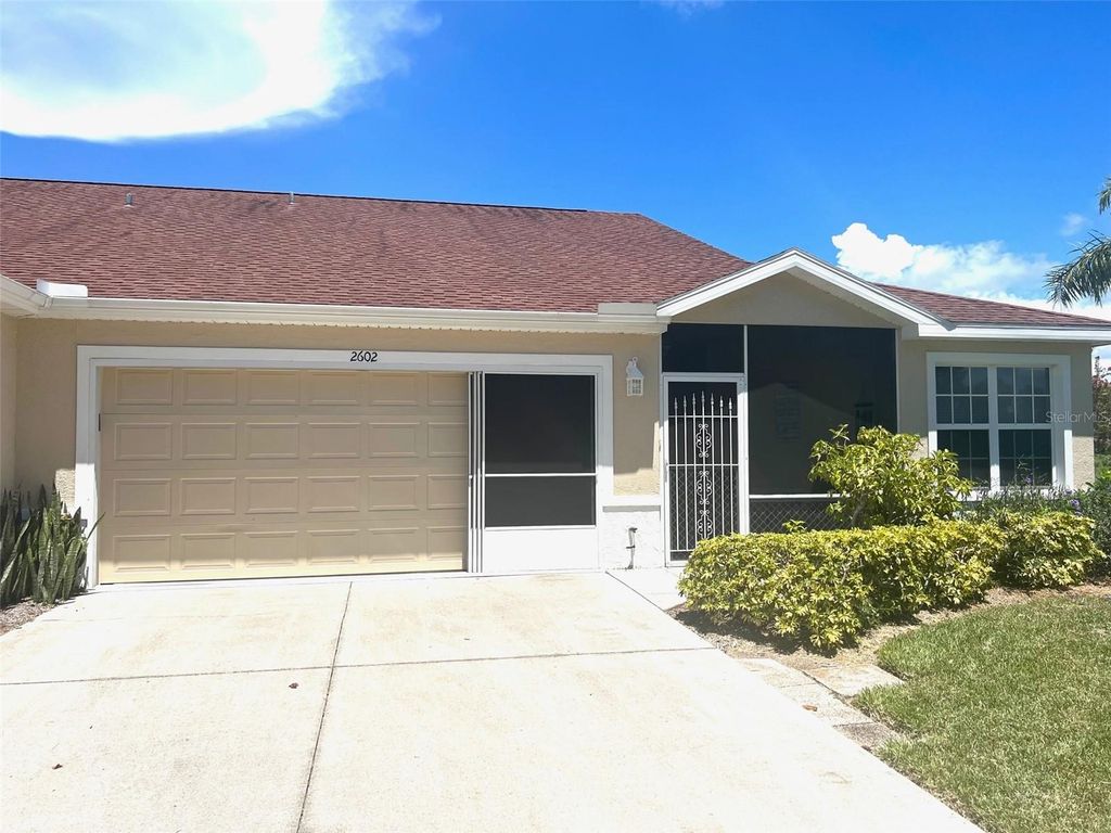 Photo of 2602 Edgewater Court, Palmetto, FL 34221 (MLS # A4519295)